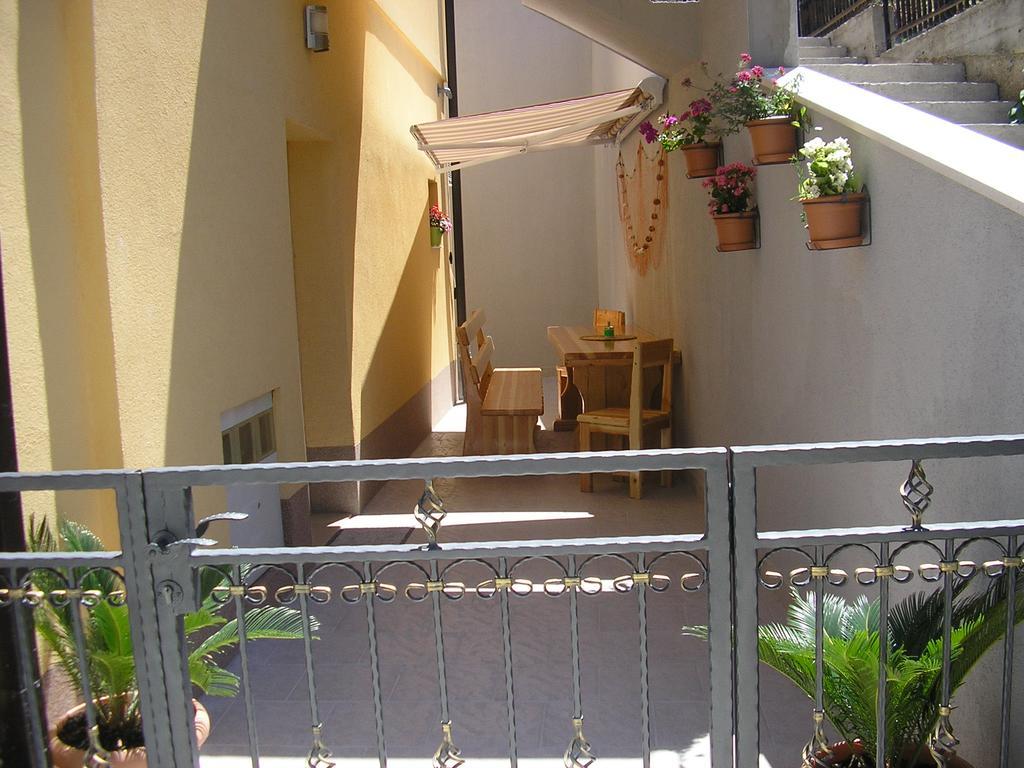 Apartments Viki Trogir Dış mekan fotoğraf