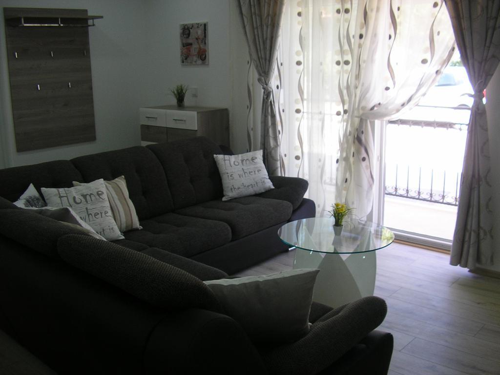 Apartments Viki Trogir Dış mekan fotoğraf