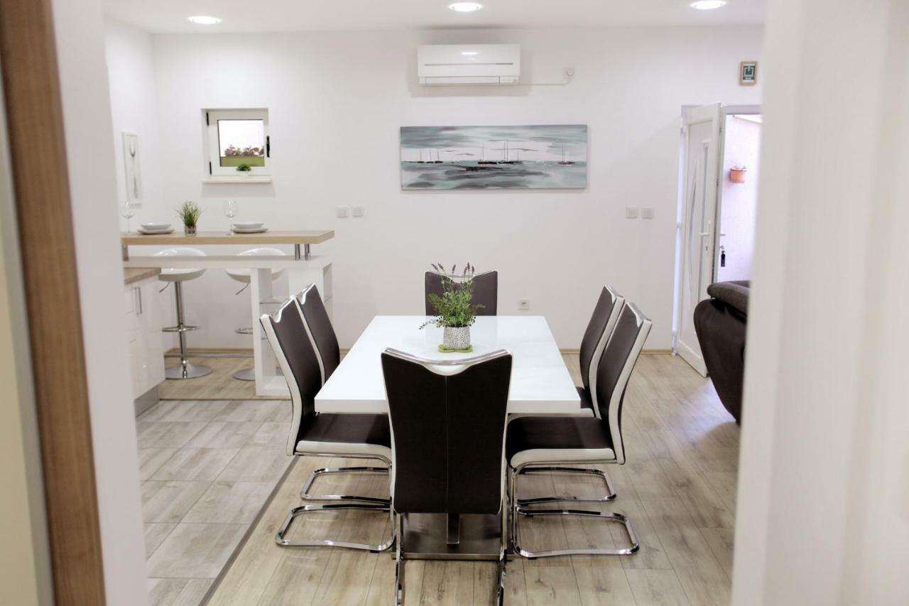 Apartments Viki Trogir Dış mekan fotoğraf