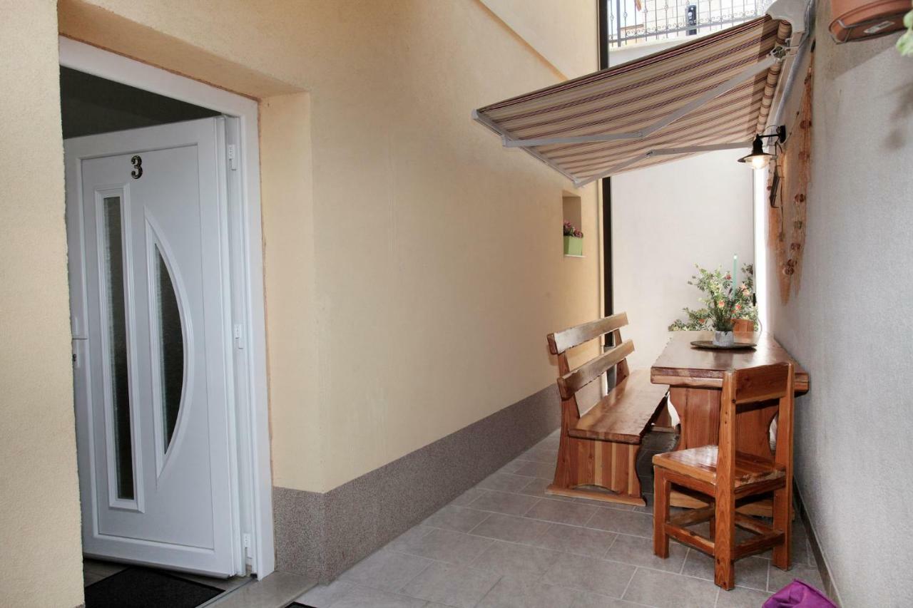 Apartments Viki Trogir Dış mekan fotoğraf